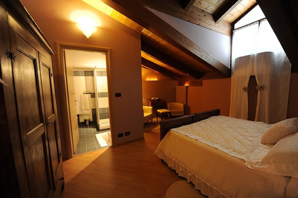 Tenuta Roletto Cuceglio Ngoại thất bức ảnh