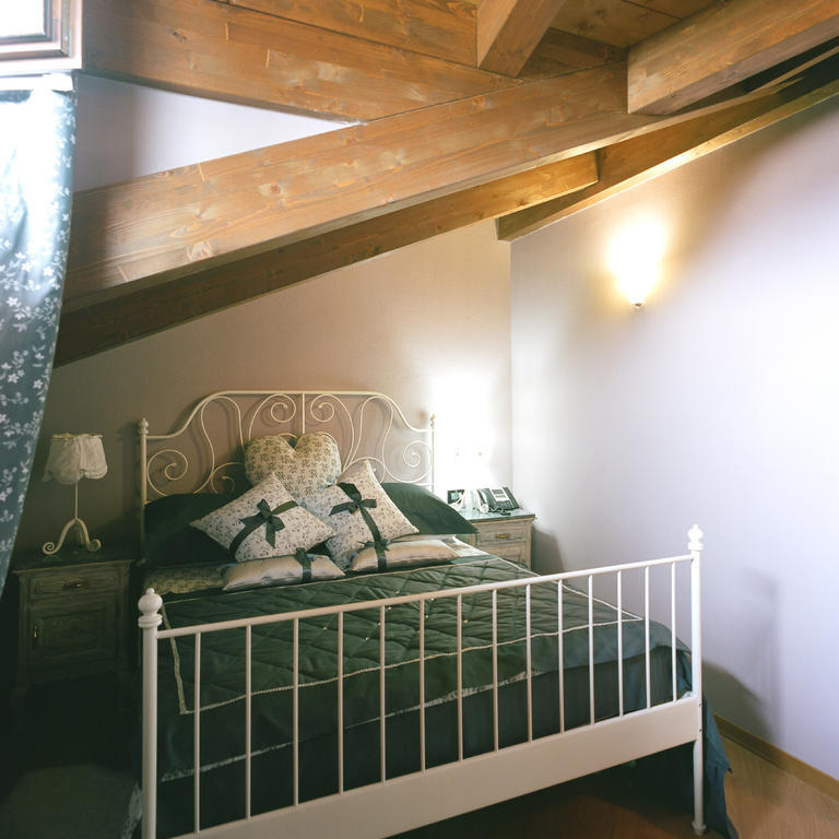 Tenuta Roletto Cuceglio Phòng bức ảnh
